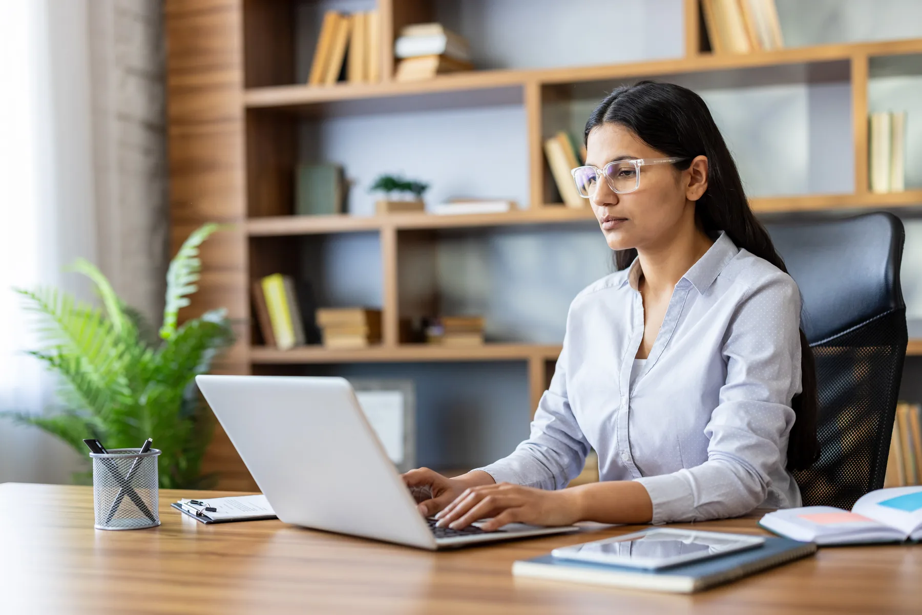 Professional working in an online learning platform